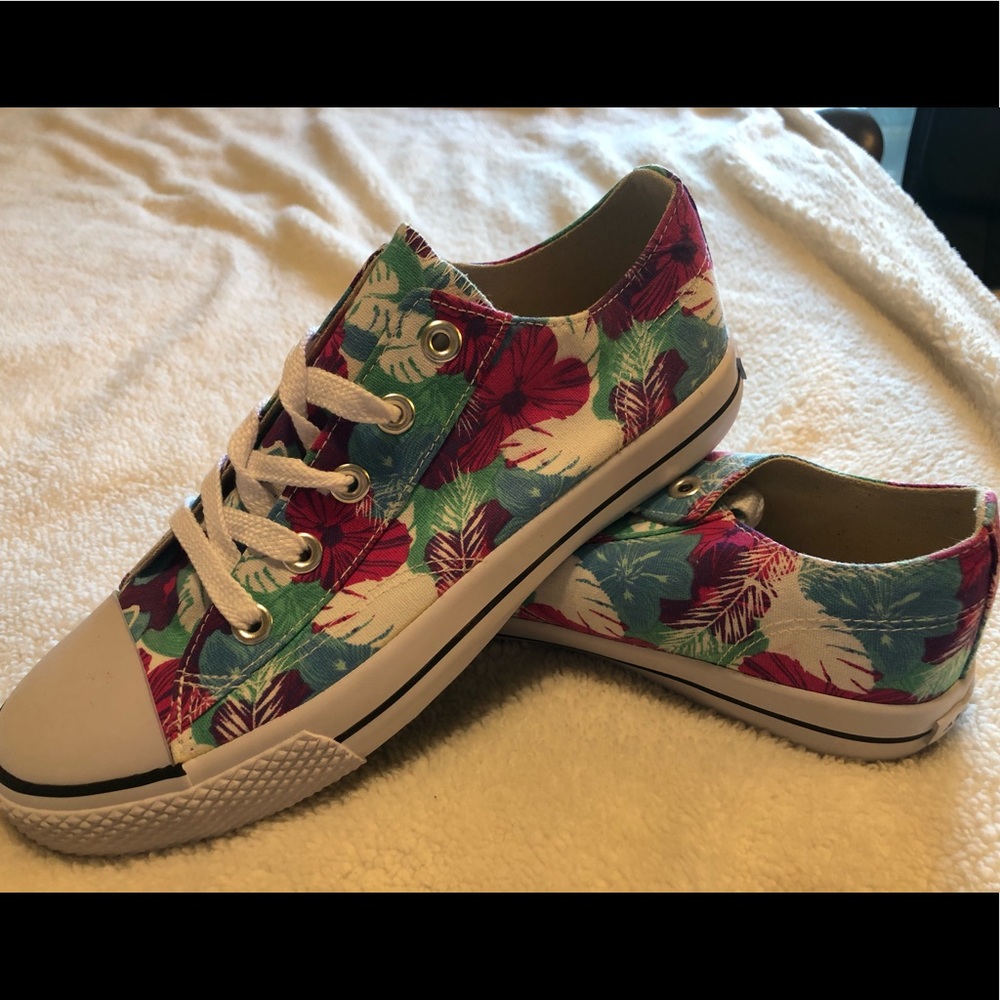 Airwalk Shoes NWT